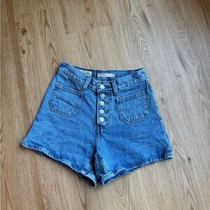 Levis denim shorts
